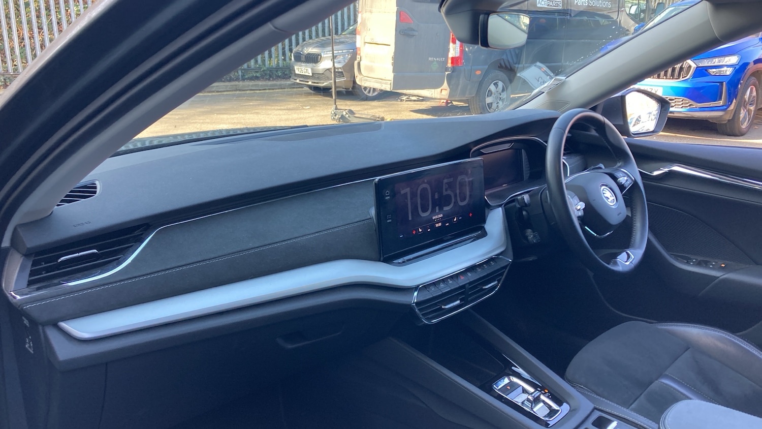 Used Skoda Octavia 2024 for sale - 77763306: Photo 2