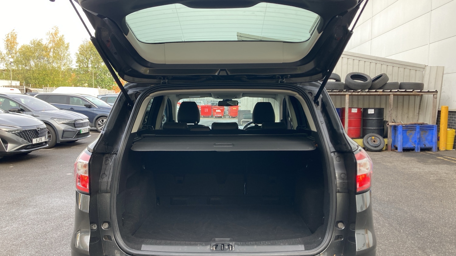 Used Ford Kuga 2019 for sale - 76426261: Photo 4