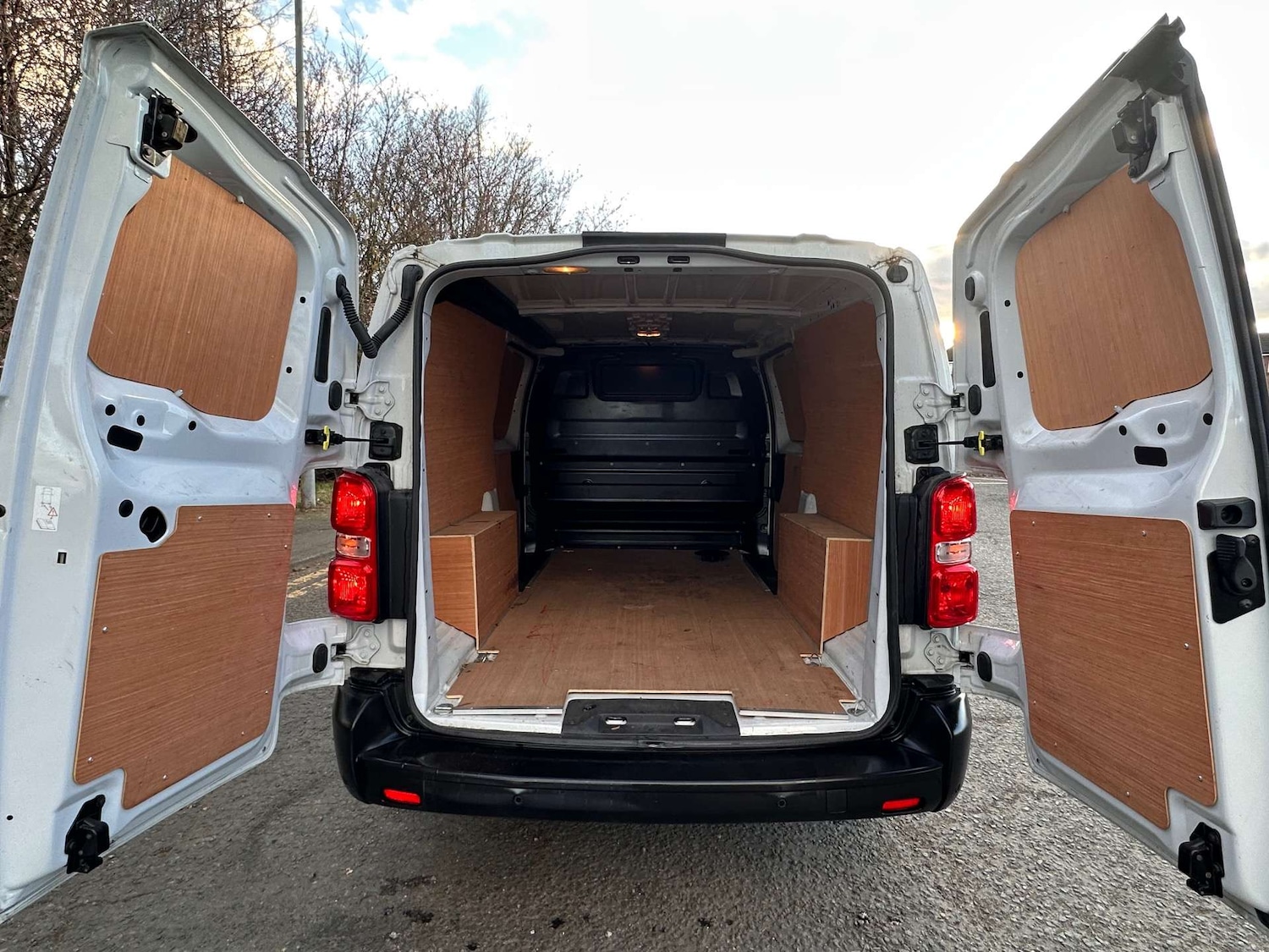 Used Vauxhall Vivaro 2022 for sale - 77047462: Photo 9