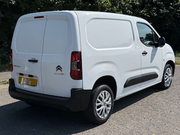 Used Citroen Berlingo 2021 for sale - 79210540: Photo