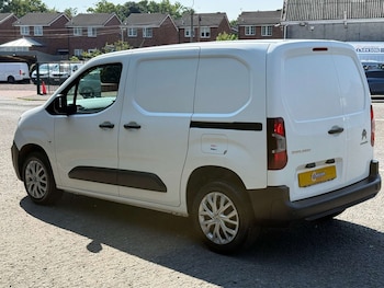 Used Citroen Berlingo 2021 for sale - 79210540: Photo
