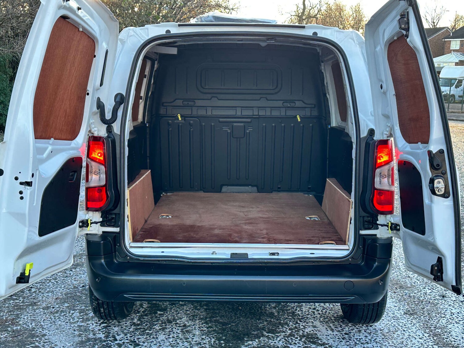 Used Peugeot Partner 2023 for sale - 77184826: Photo 7