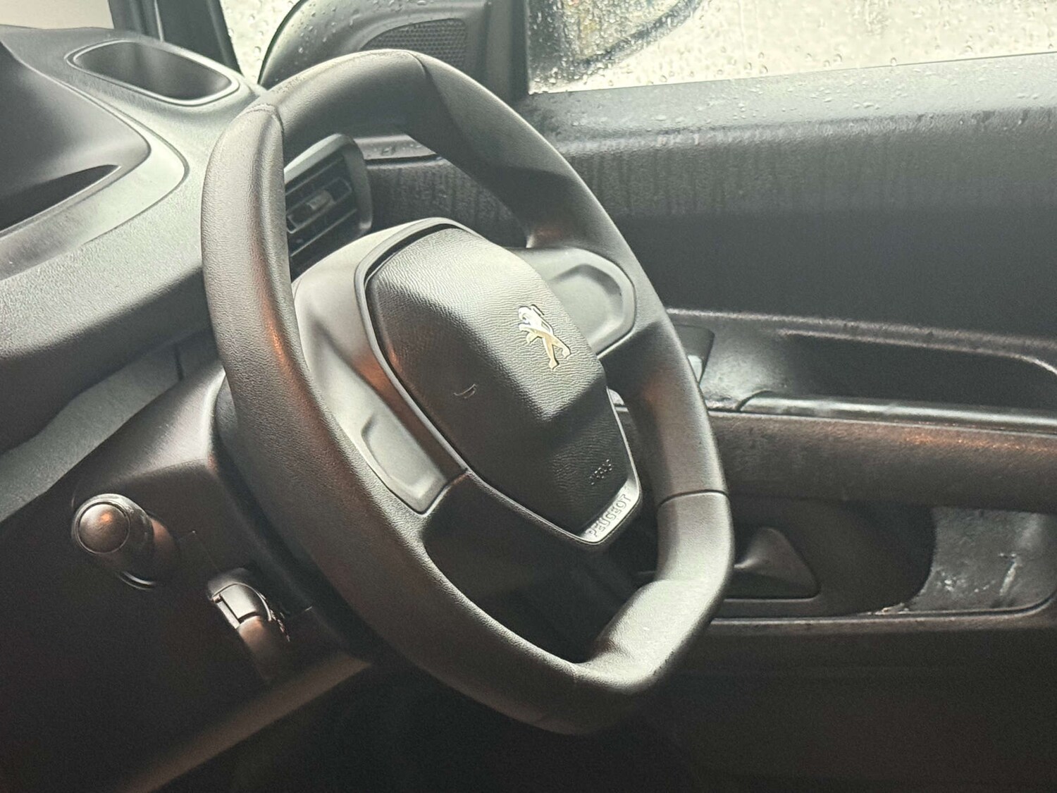 Used Peugeot Partner 2022 for sale - 76547284: Photo 21