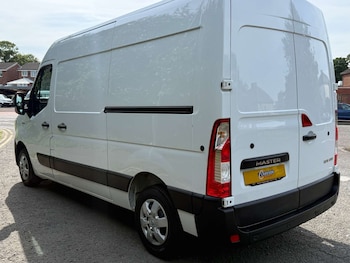 Used Renault Master 2024 for sale - 79101587: Photo