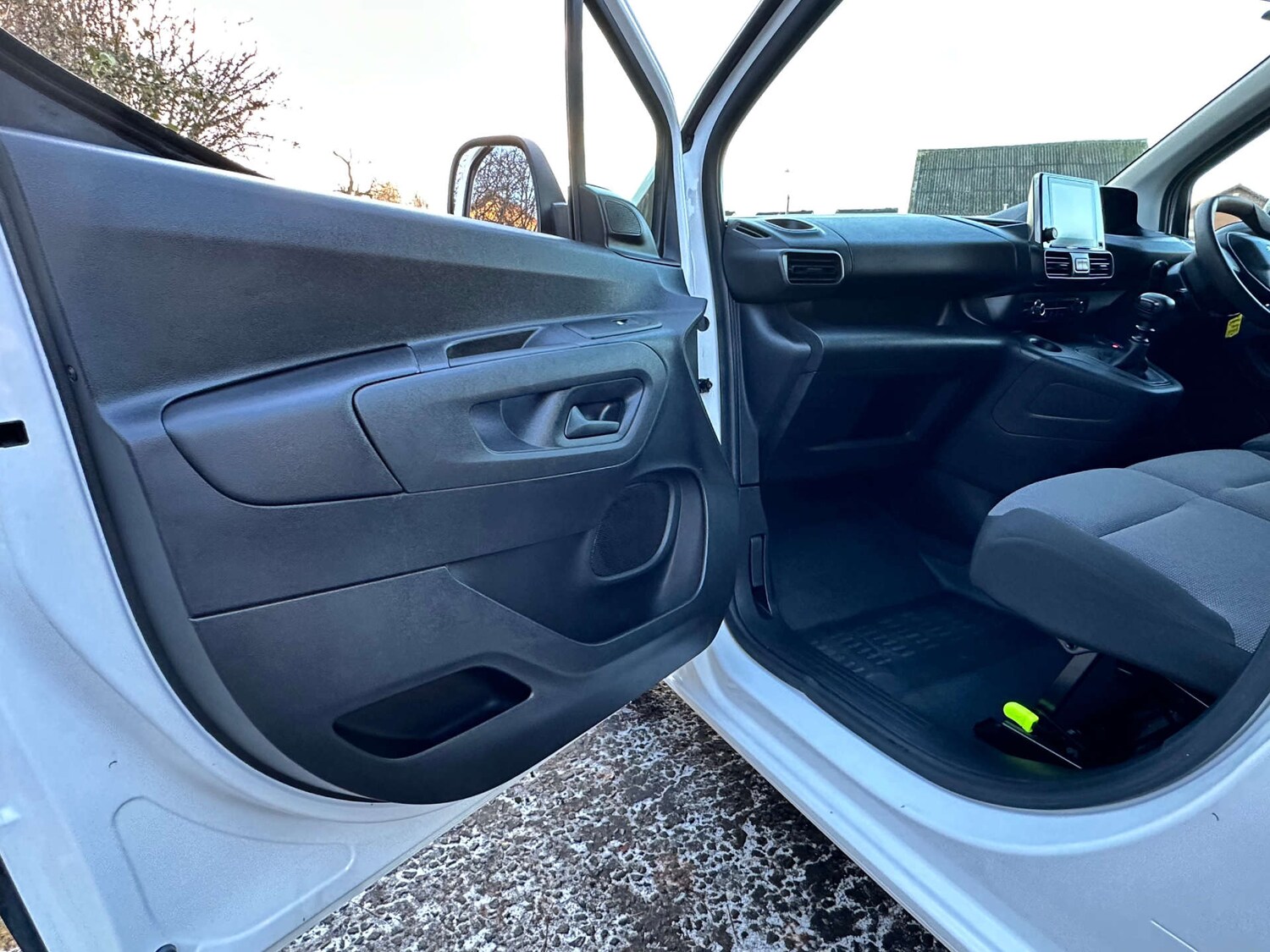 Used Peugeot Partner 2023 for sale - 77497882: Photo 9