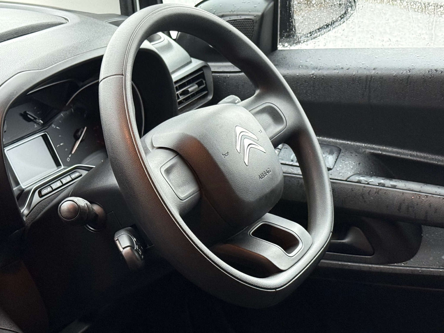 Used Citroen Berlingo 2019 for sale - 77640530: Photo 10