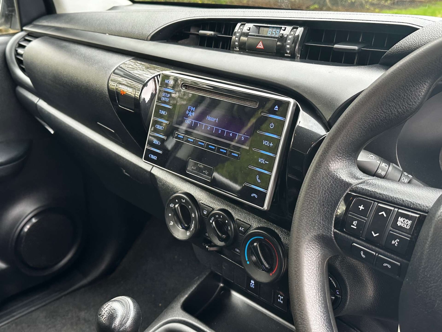 Used Toyota Hilux 2020 for sale - 76614756: Photo 12