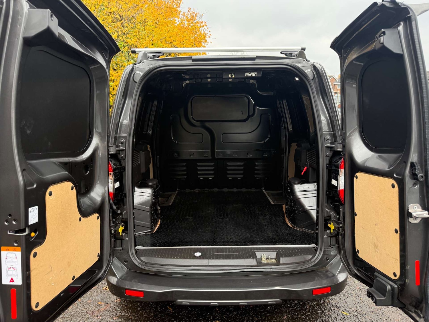 Used Ford Transit Courier 2023 for sale - 76494984: Photo 5