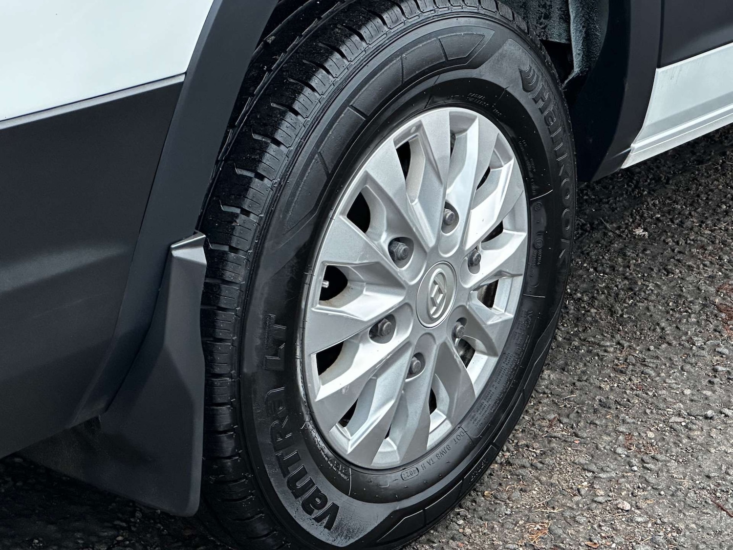 Used Maxus Deliver 9 2023 for sale - 76494972: Photo 16