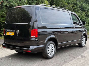 Used Volkswagen Transporter 2022 for sale - 76494954: Photo