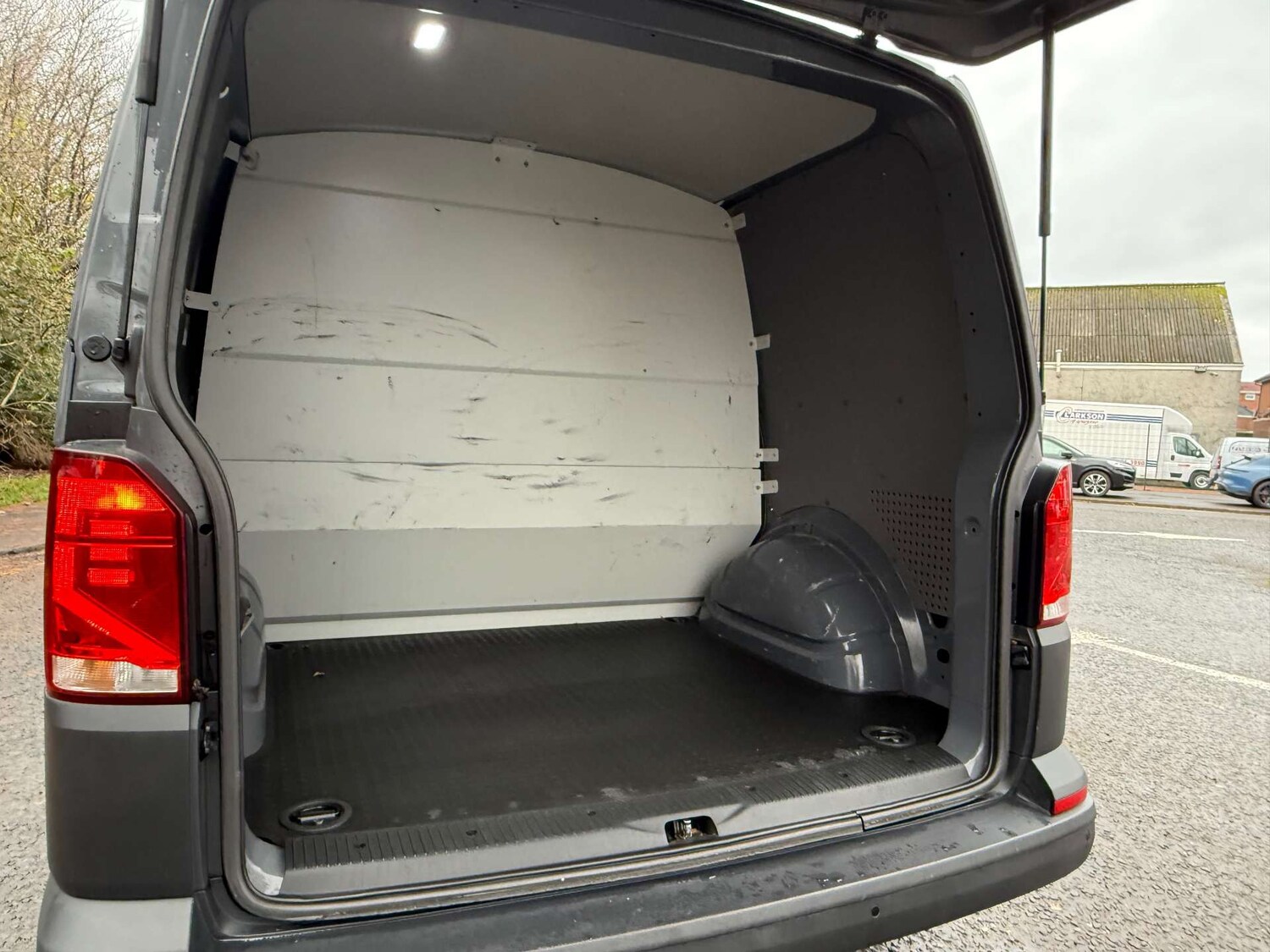 Used Volkswagen Transporter 2023 for sale - 76494947: Photo 19