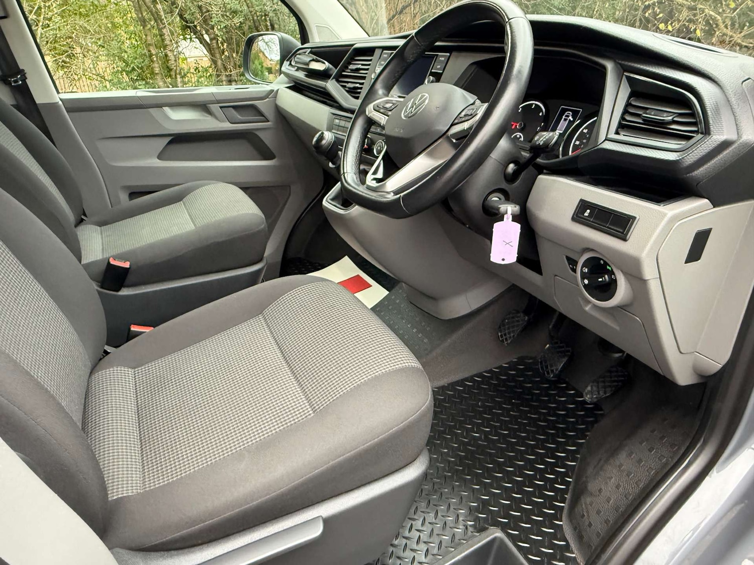 Used Volkswagen Transporter 2023 for sale - 76494947: Photo 6