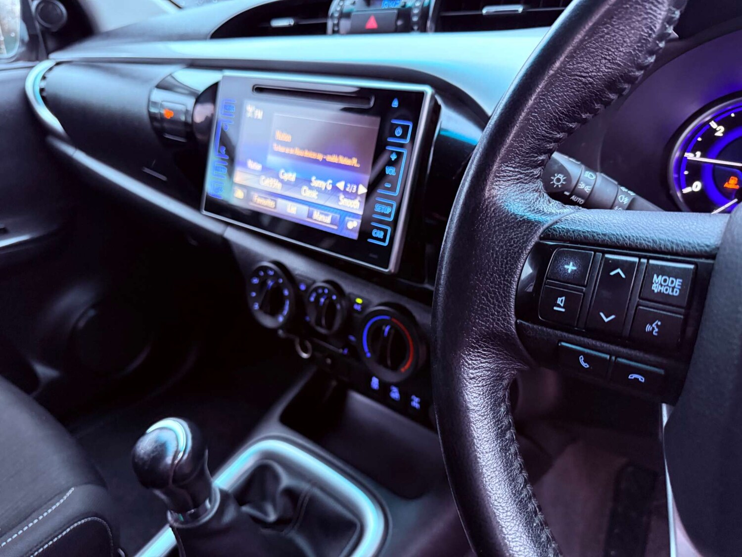 Used Toyota Hilux 2019 for sale - 77497885: Photo 16