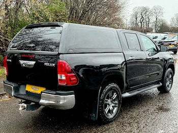 Used Toyota Hilux 2023 for sale - 77497869: Photo