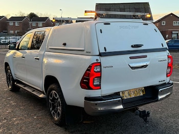 Used Toyota Hilux 2021 for sale - 76983890: Photo