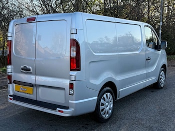 Used Vauxhall Vivaro 2018 for sale - 77023567: Photo