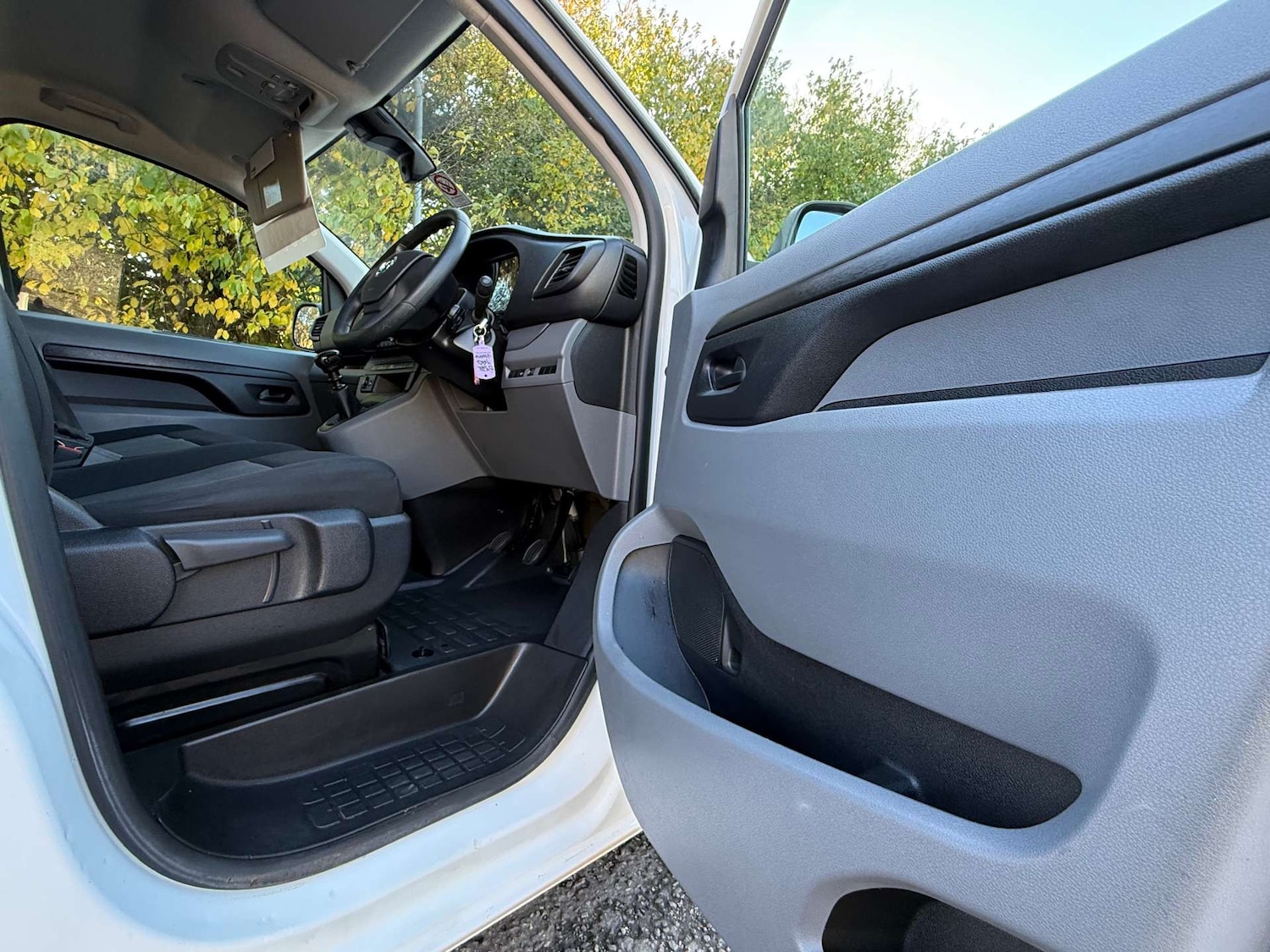 Used Vauxhall Vivaro 2022 for sale - 76494940: Photo 7