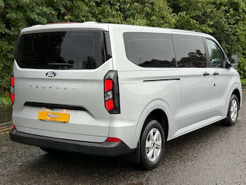 Used Ford Tourneo Custom 2024 for sale - 77497870: Photo