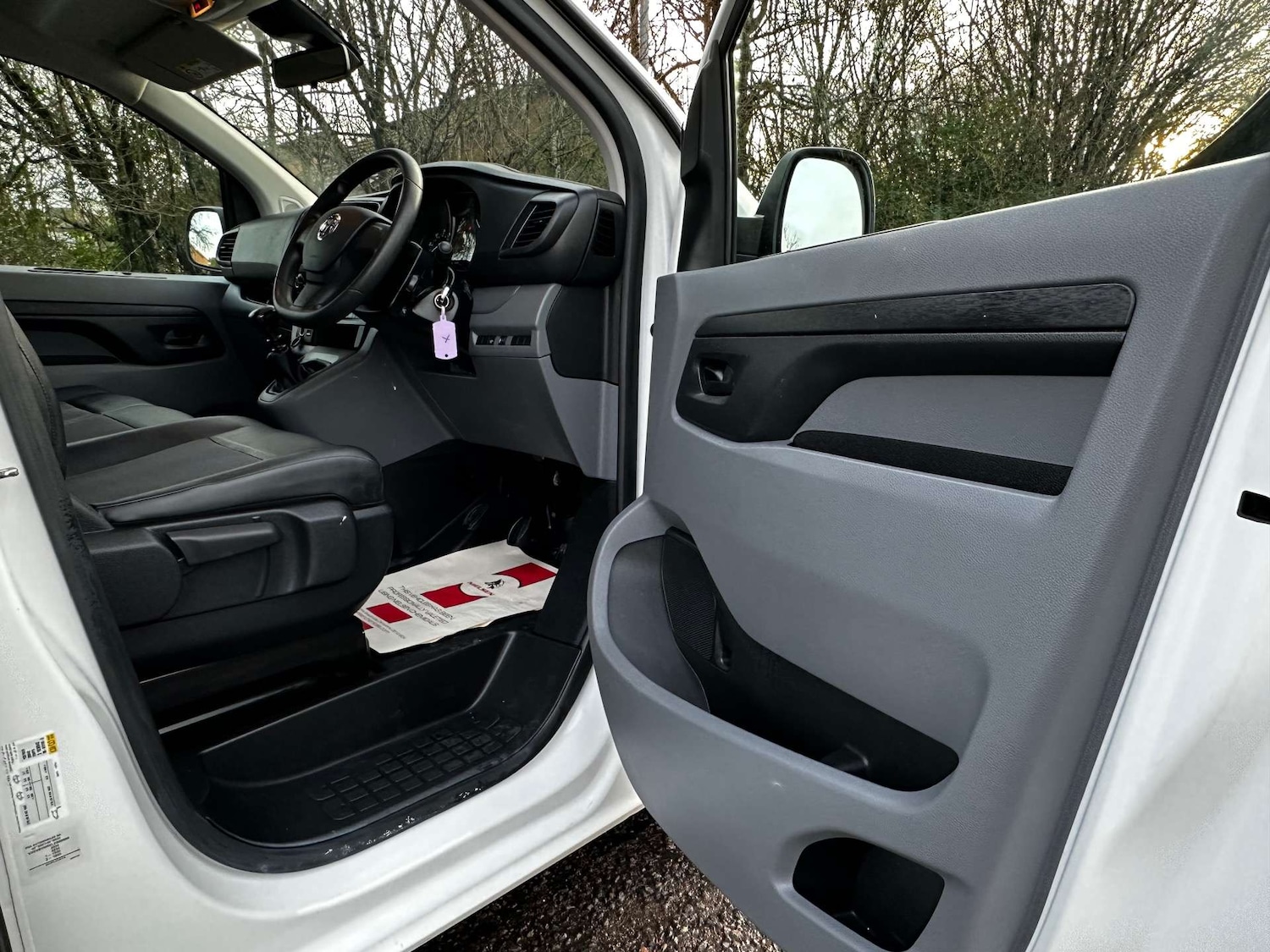 Used Vauxhall Vivaro 2023 for sale - 77640537: Photo 7