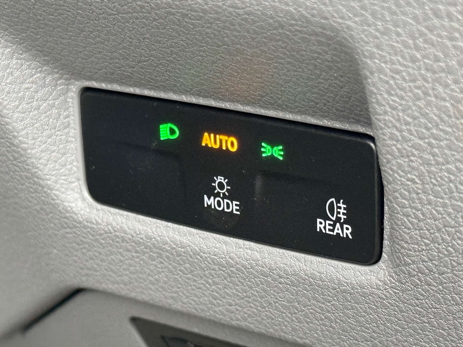 Used Volkswagen Crafter 2025 for sale - 77990052: Photo 22