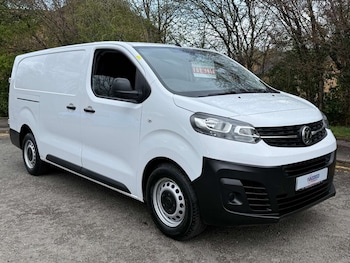 Vauxhall Vivaro feature image