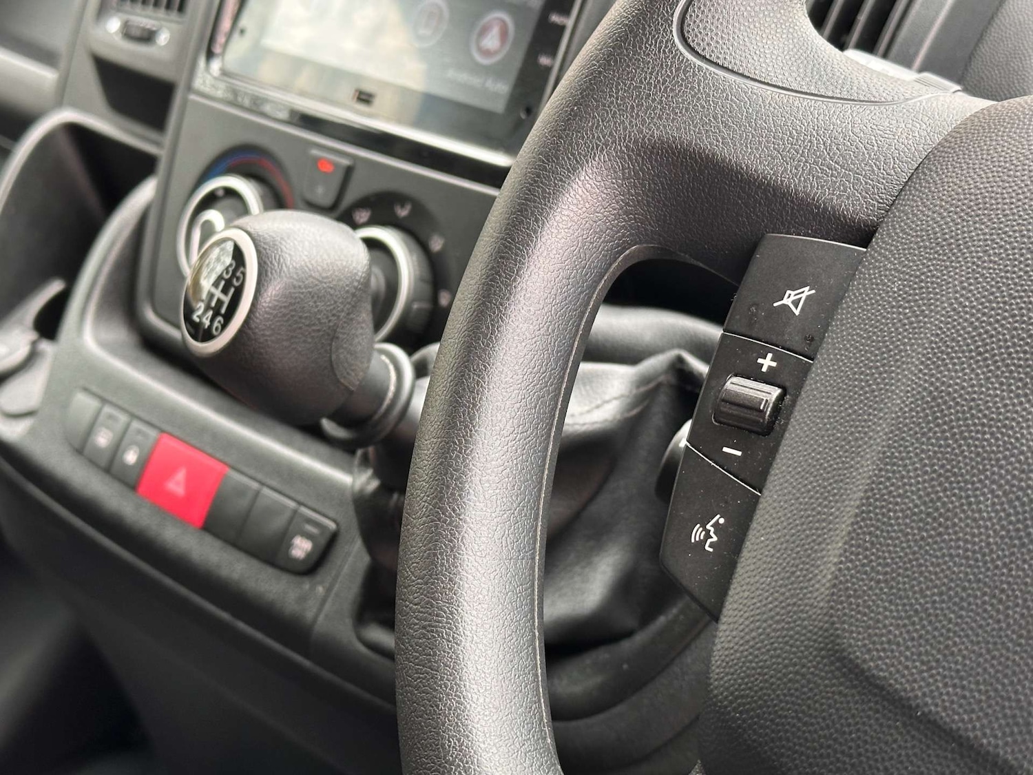 Used Peugeot Boxer 2022 for sale - 77581109: Photo 18