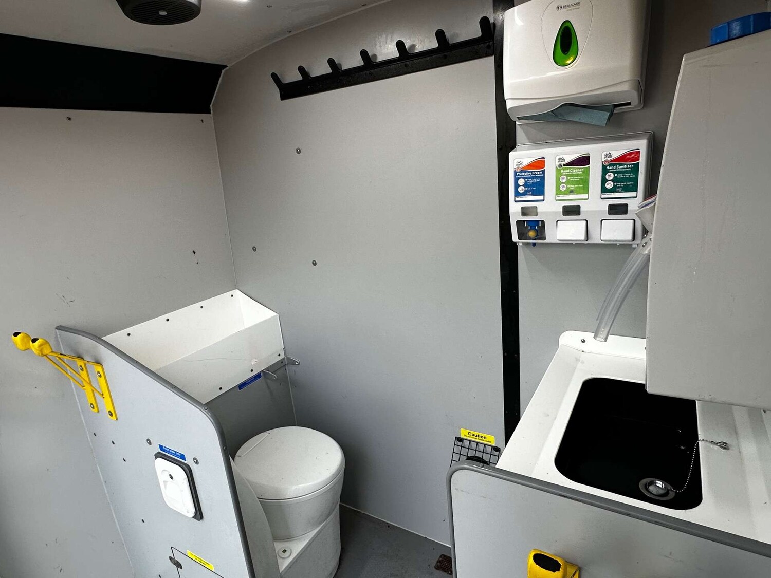 Used Ford Transit 2023 for sale - 77497889: Photo 19