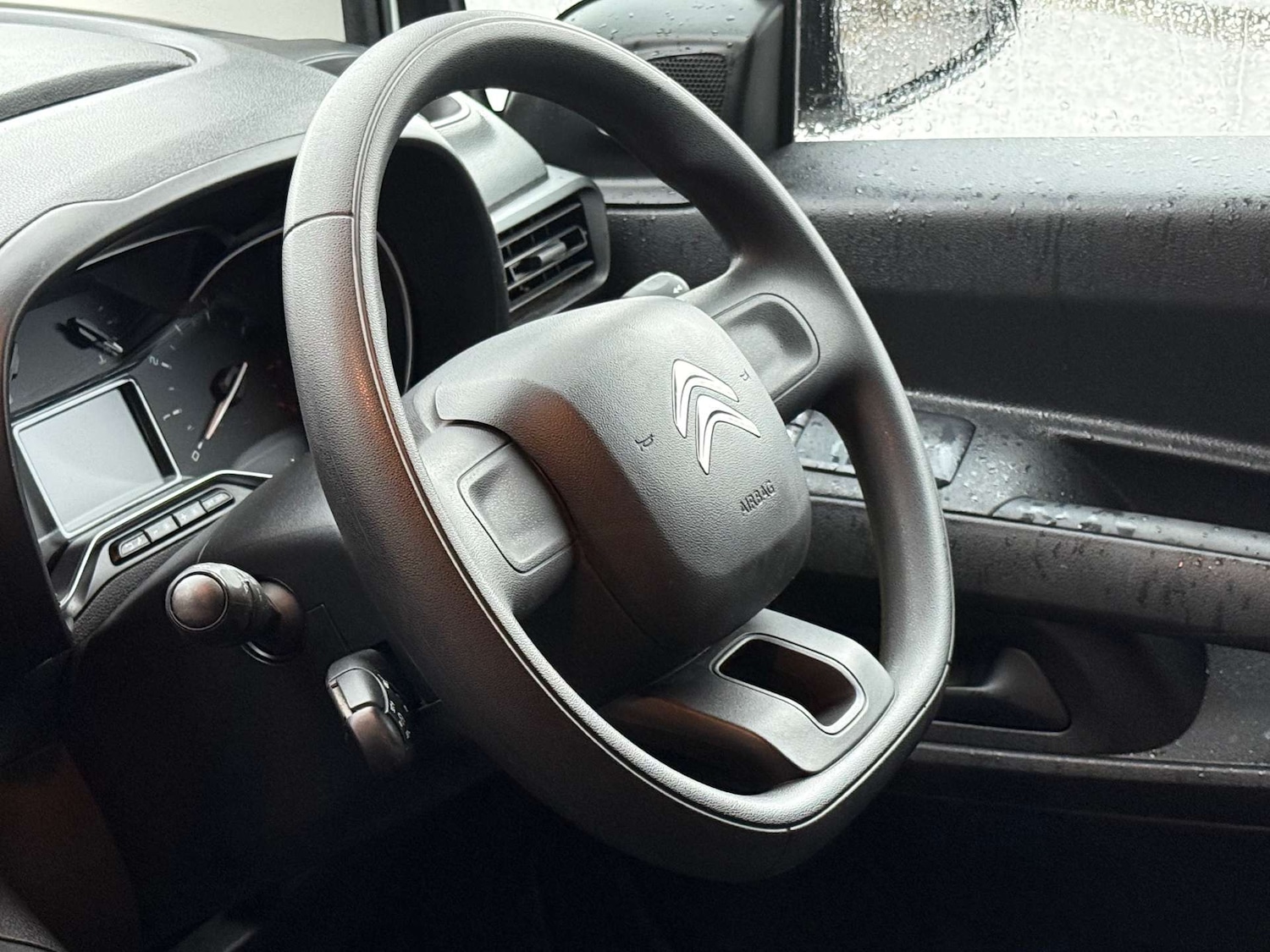 Used Citroen Berlingo 2022 for sale - 76547281: Photo 9