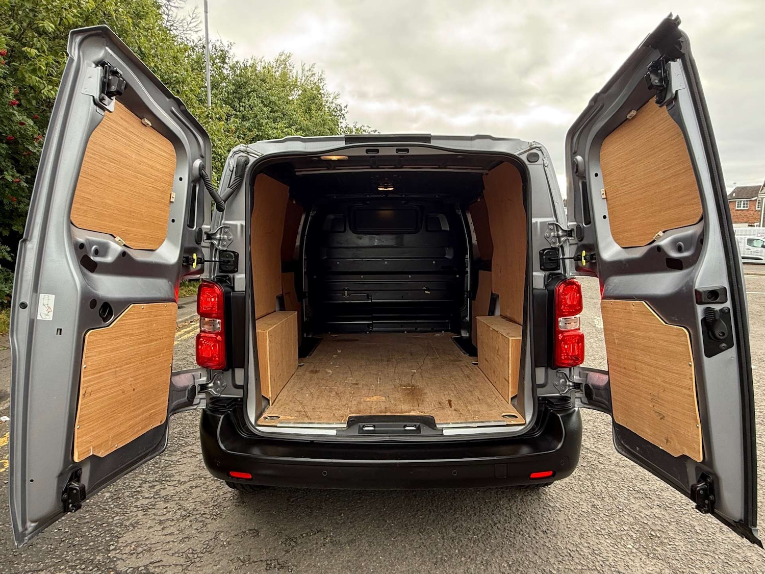 Used Citroen Dispatch 2023 for sale - 76494963: Photo 11