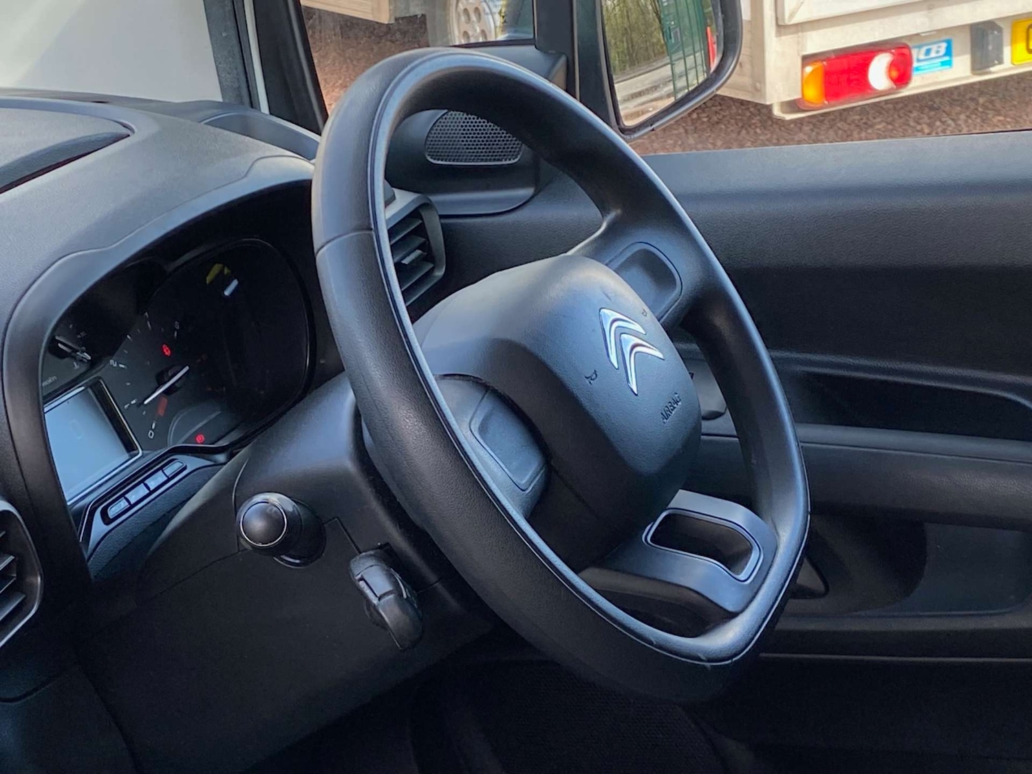 Used Citroen Berlingo 2022 for sale - 76494948: Photo 15