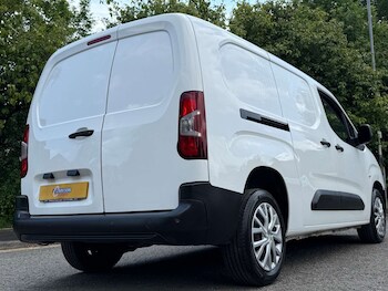 Used Citroen Berlingo 2022 for sale - 76494948: Photo