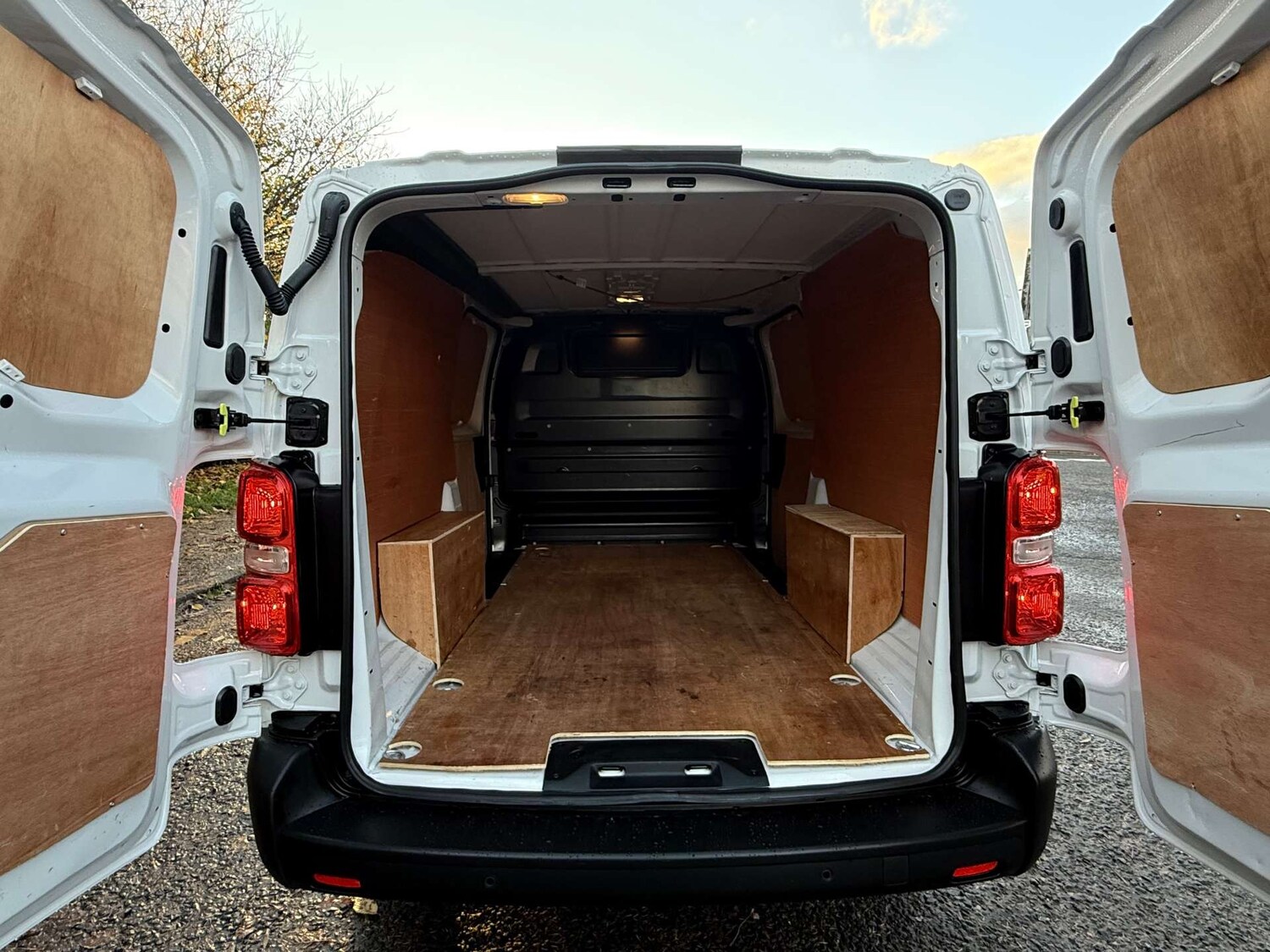 Used Vauxhall Vivaro 2024 for sale - 76494979: Photo 6