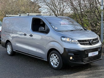 Vauxhall Vivaro feature image