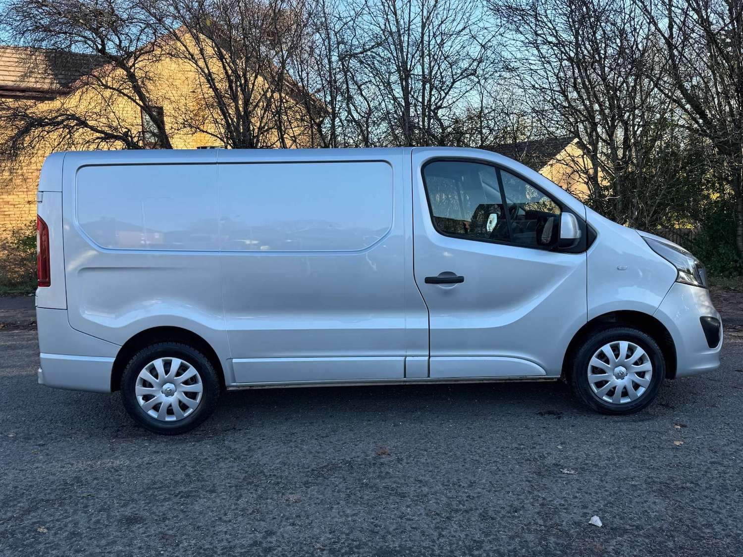 Used Vauxhall Vivaro 2018 for sale - 76599680: Photo 12
