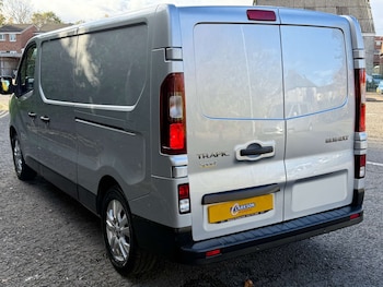 Used Renault Trafic 2023 for sale - 77542710: Photo