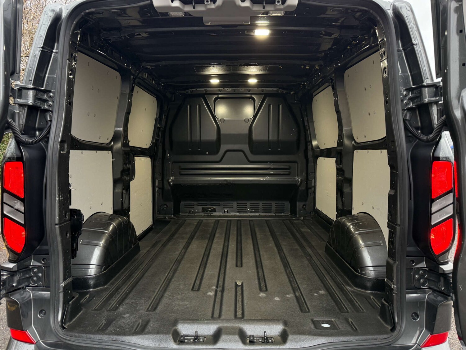 Used Ford Transit Custom 2024 for sale - 77497887: Photo 8