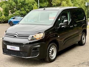 Used Citroen Berlingo 2023 for sale - 79346241: Photo