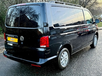 Used Volkswagen Transporter 2022 for sale - 76830103: Photo