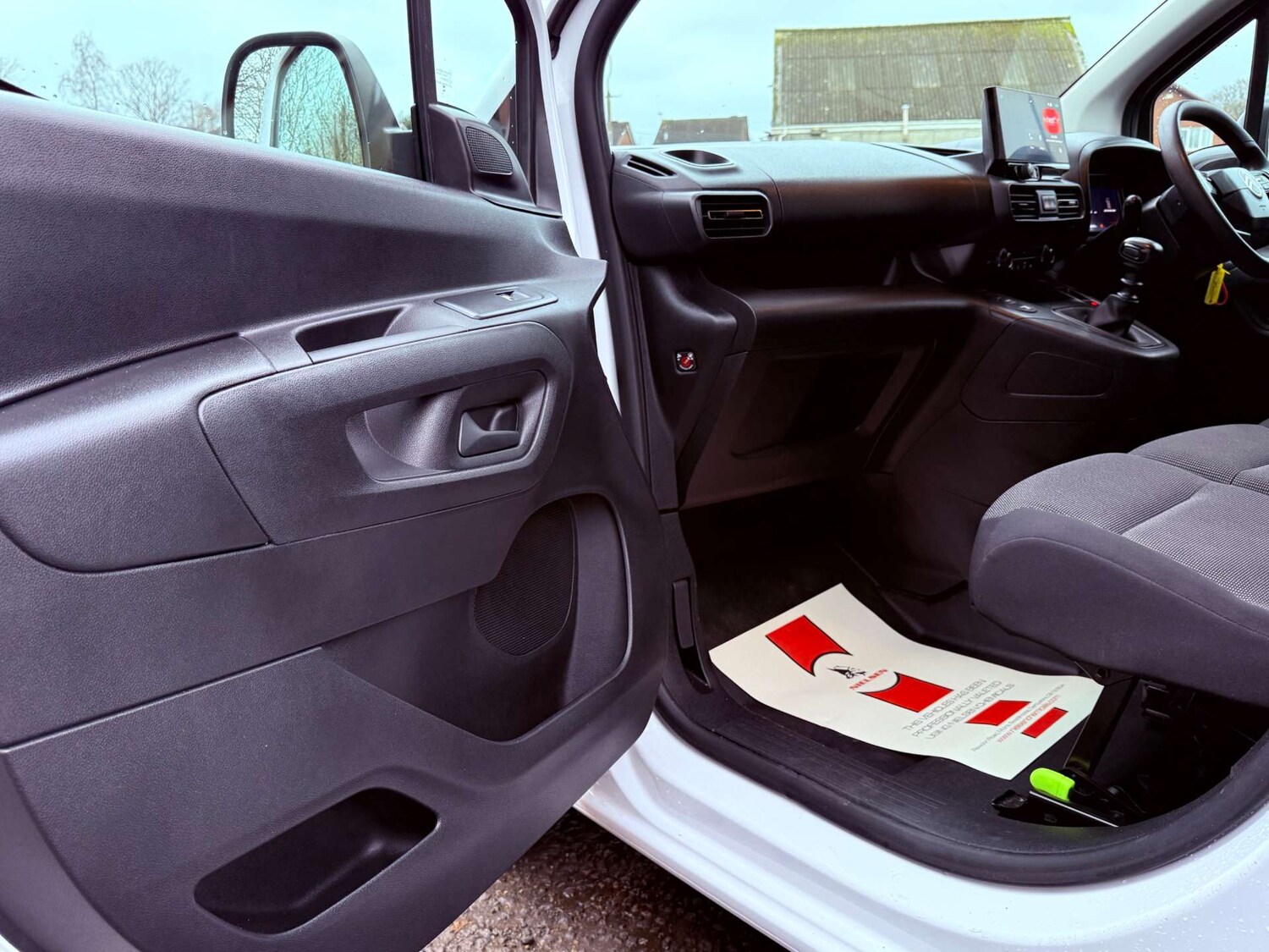 Used Citroen Berlingo 2024 for sale - 77497880: Photo 8