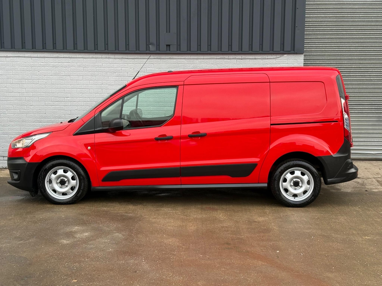 Used Ford Transit Connect 2019 for sale - 76633109: Photo 4