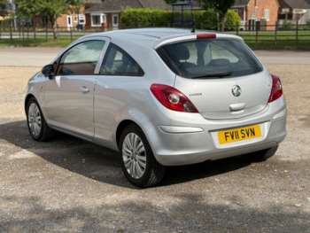 Used Vauxhall Corsa 2011 for sale - 74874849: Photo
