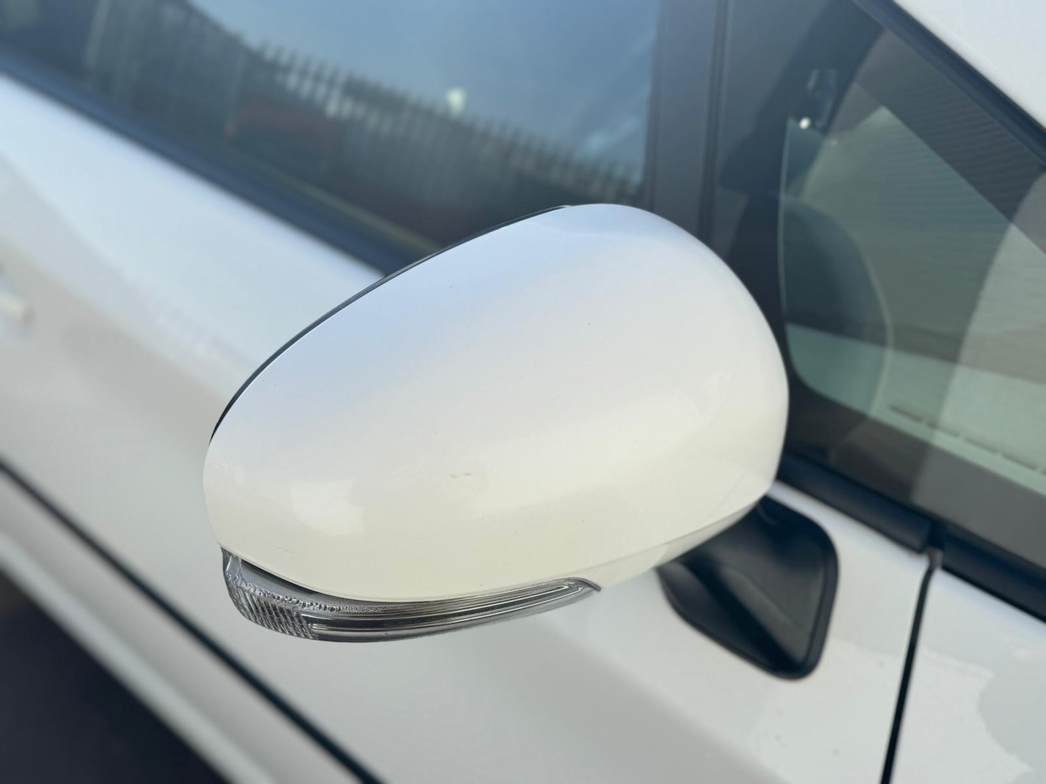 Used Toyota Prius 2012 for sale - 77351502: Photo 34