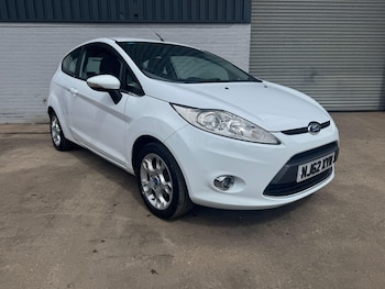 Used Ford Fiesta 2012 for sale - 78601074: Photo
