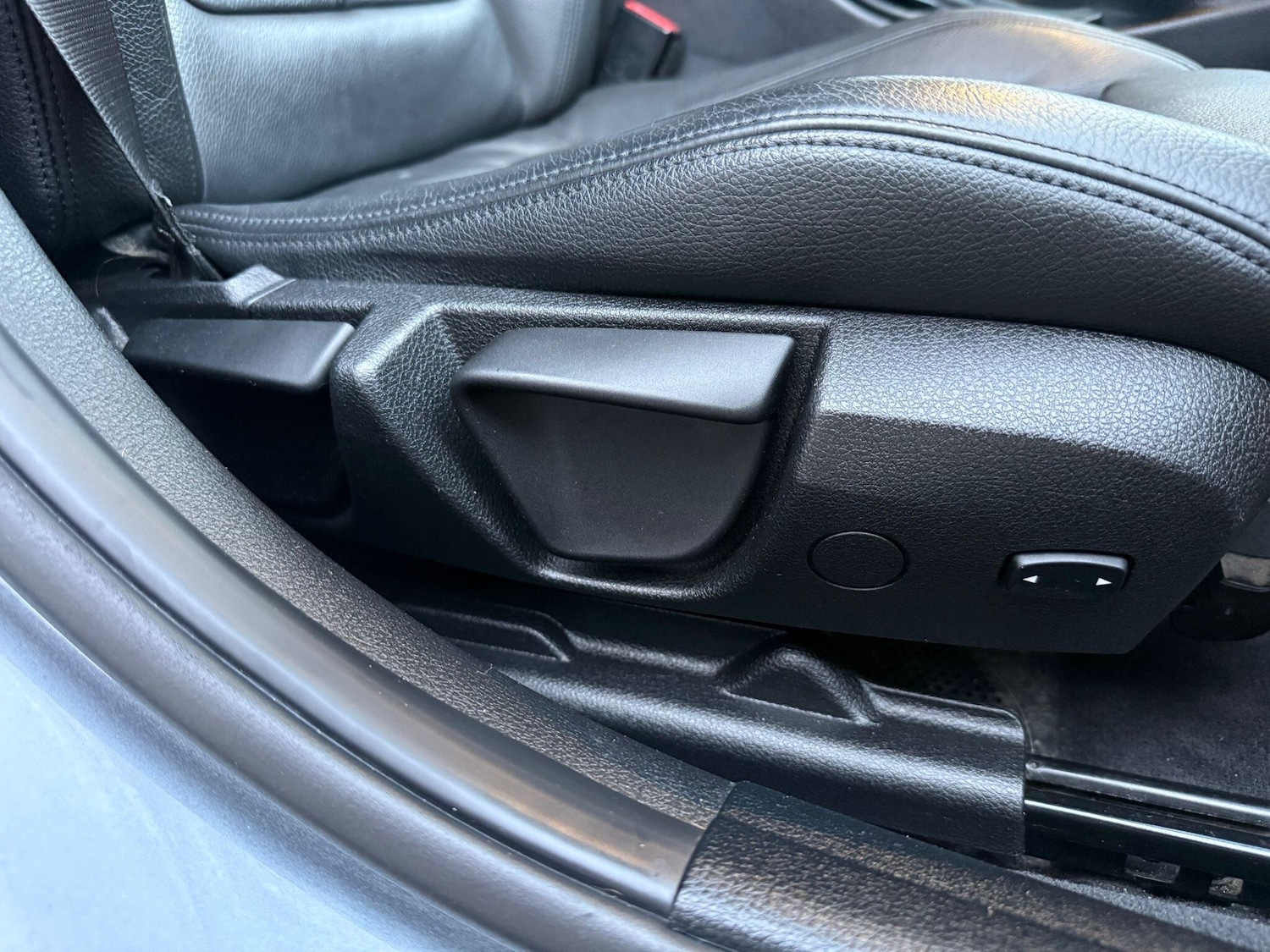 Used BMW 3 Series 2017 for sale - 76918675: Photo 27