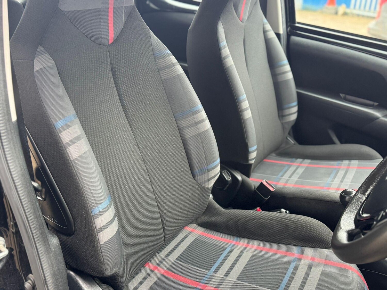 Used Peugeot 108 2015 for sale - 77510496: Photo 11