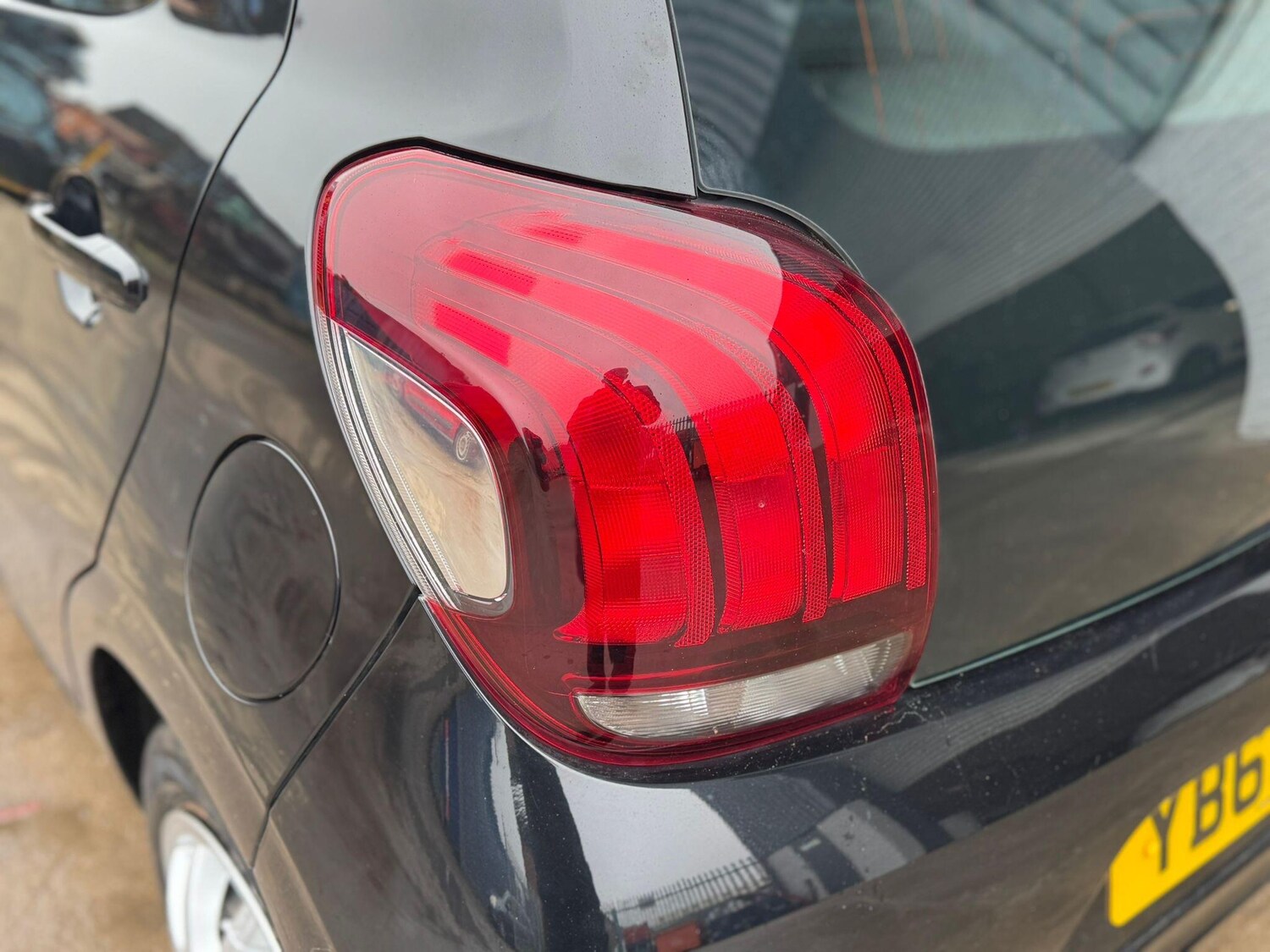 Used Peugeot 108 2015 for sale - 77510496: Photo 32