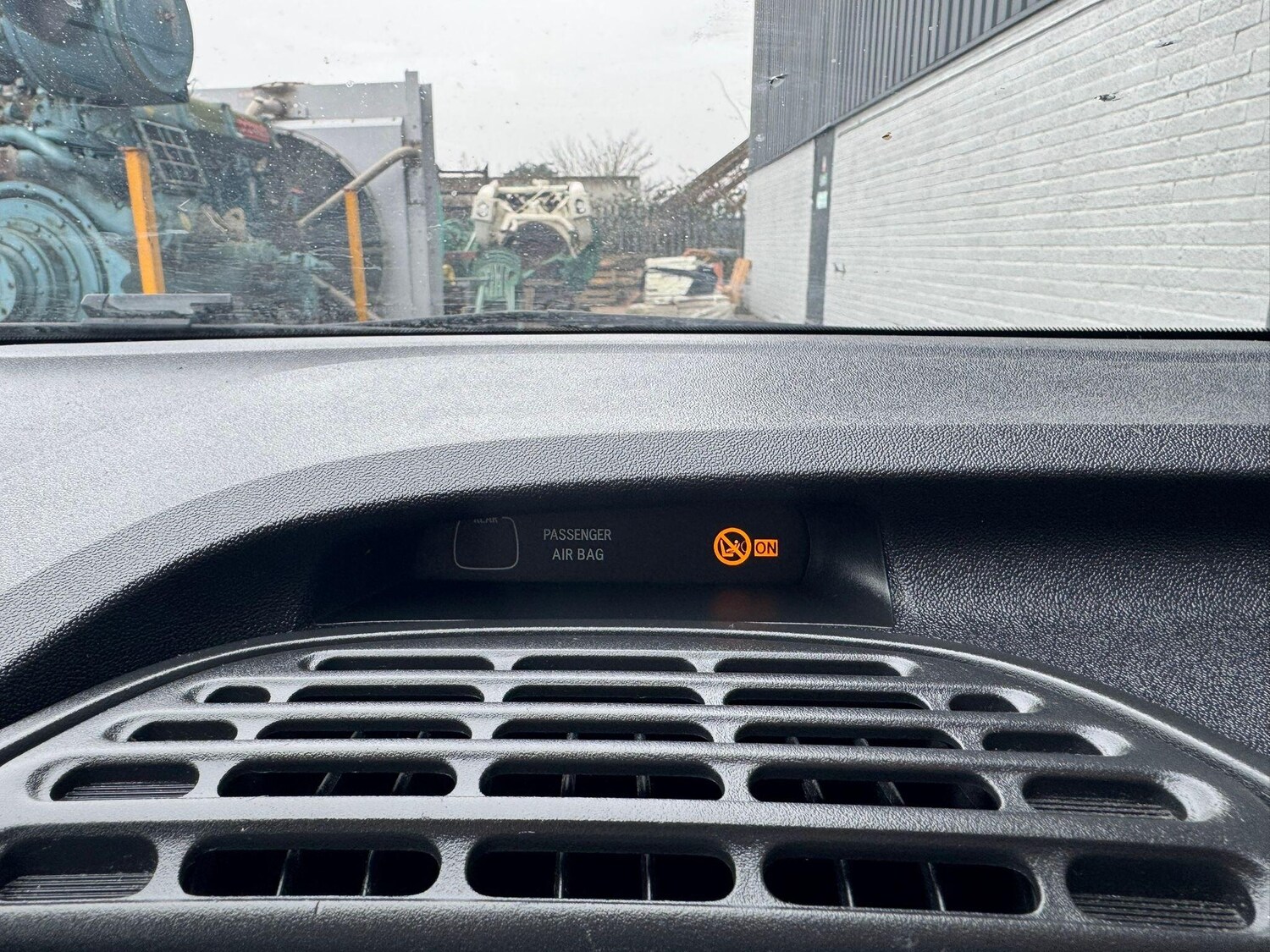 Used Peugeot 108 2015 for sale - 77510496: Photo 38