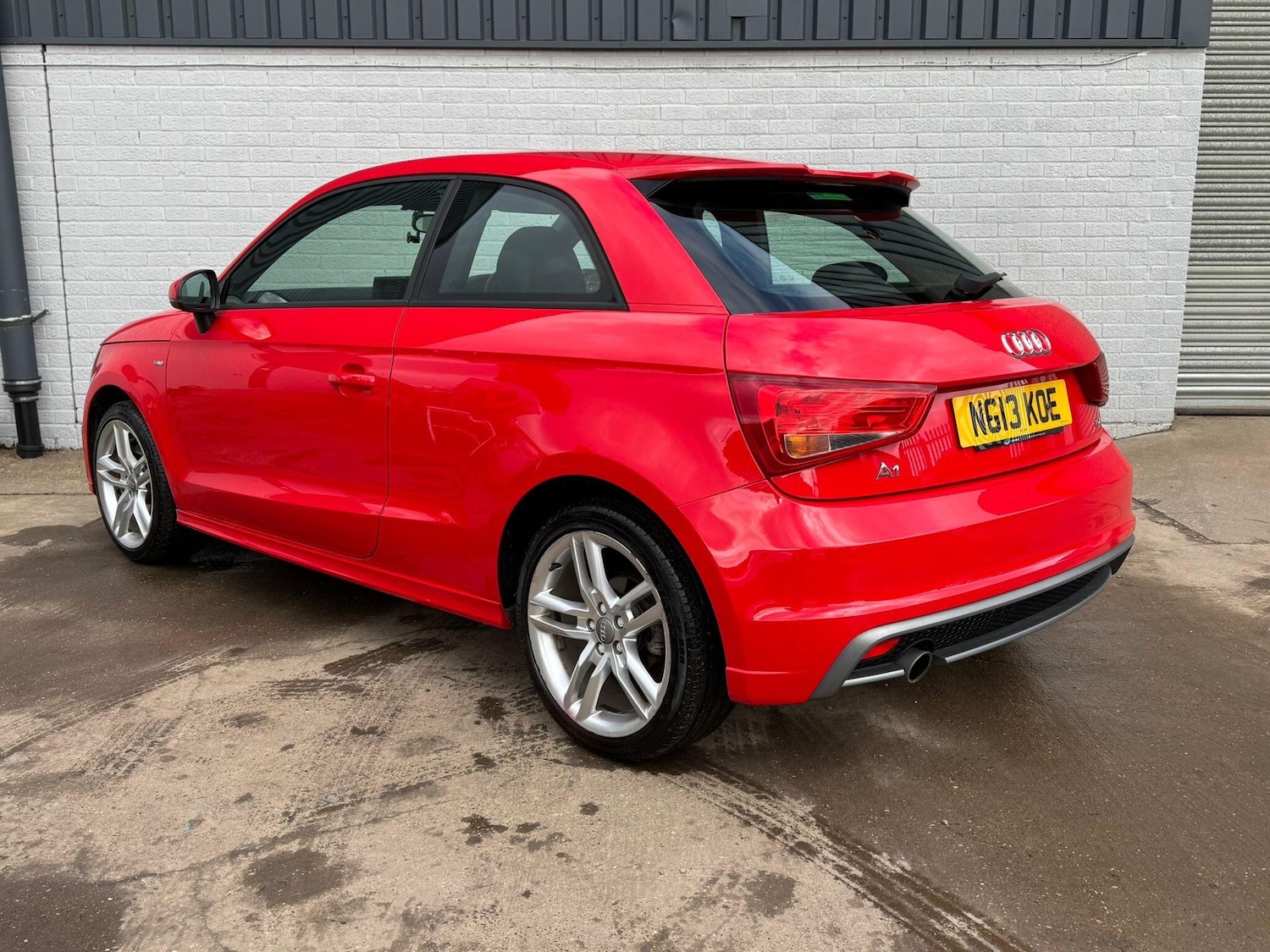 Used Audi A1 2013 for sale - 77646327: Photo 4