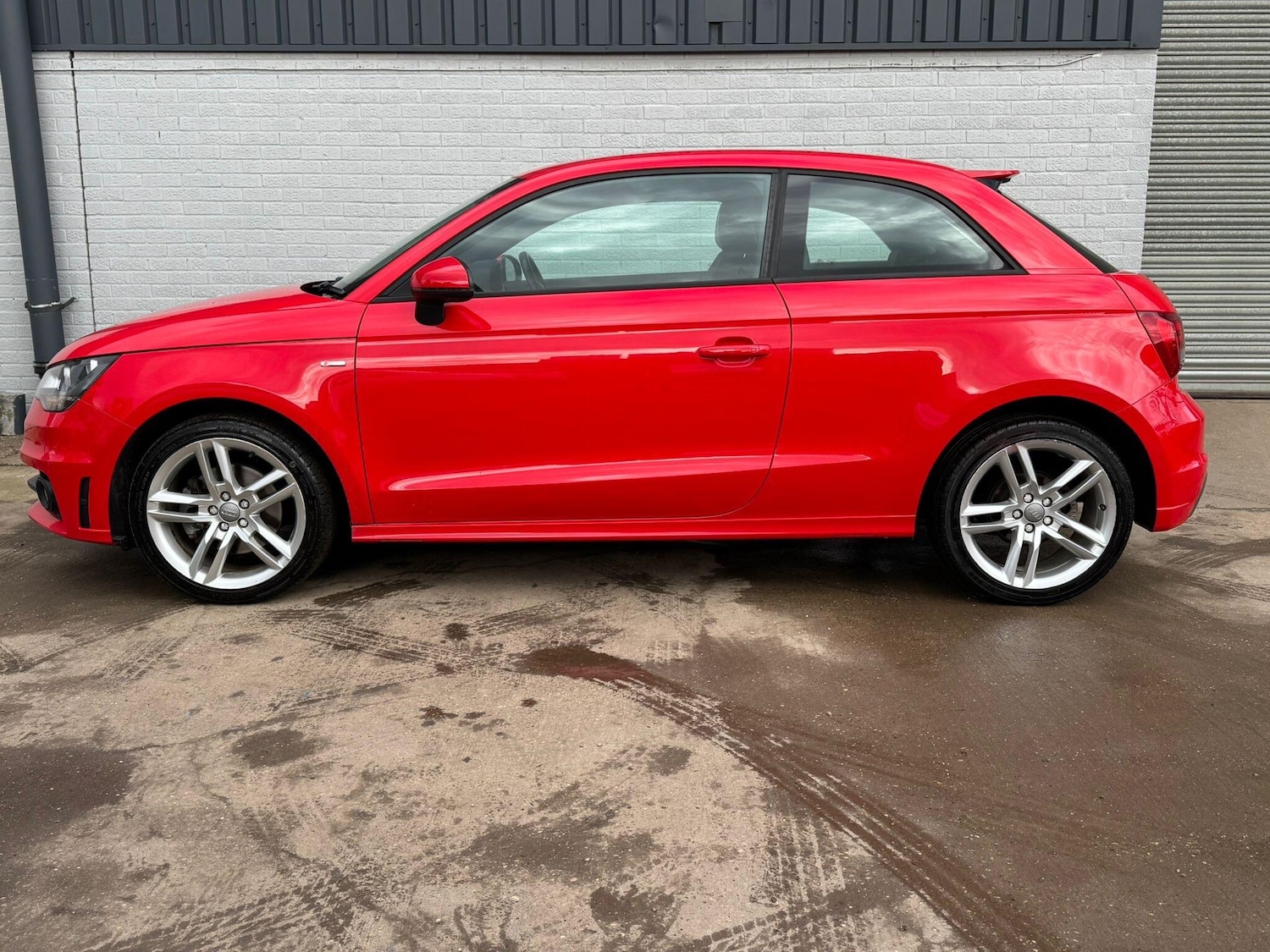 Used Audi A1 2013 for sale - 77646327: Photo 5