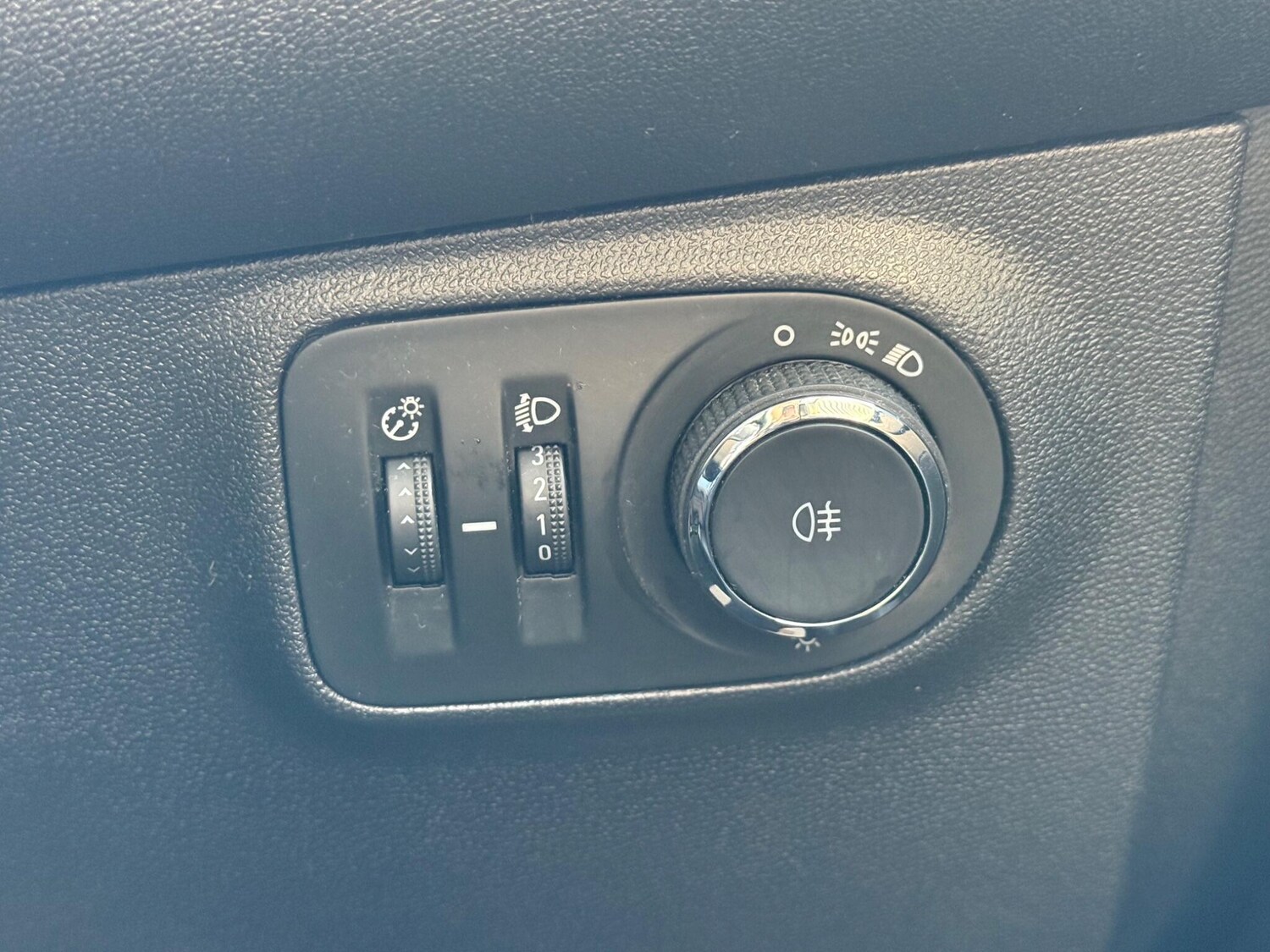 Used Vauxhall ADAM 2019 for sale - 77723785: Photo 17